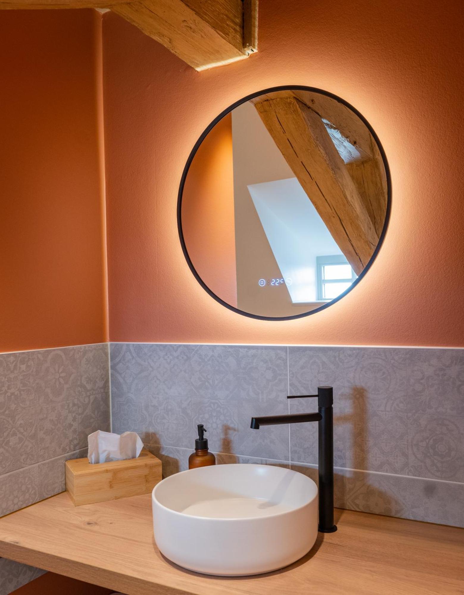 Le 1552 - De Charme - Parking Gratuit Apartamento *